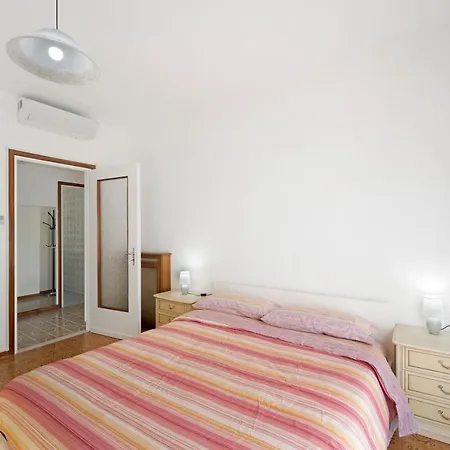 Casa Francia Lejlighed